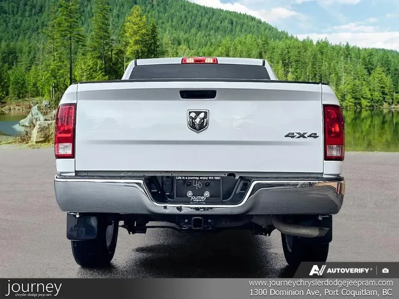 2020 RAM 1500 Classic angle 6