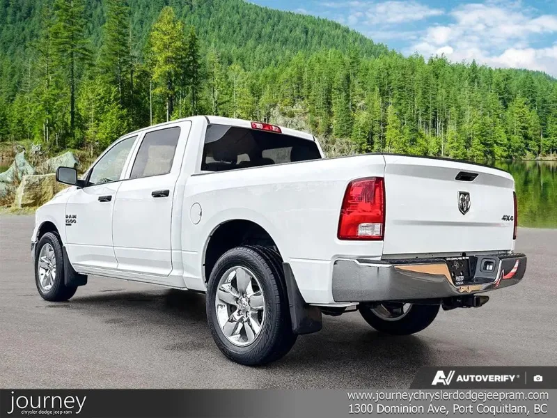 2020 RAM 1500 Classic angle 5