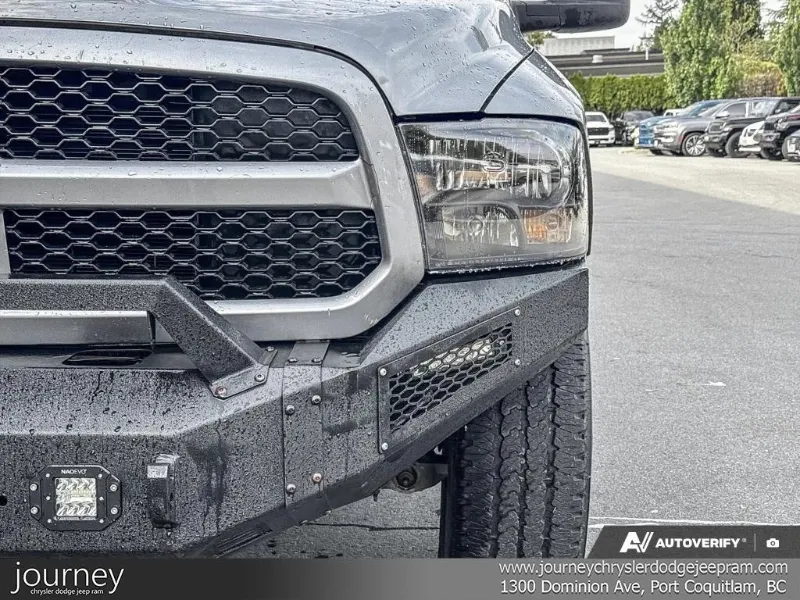 2019 RAM 1500 Classic angle 7