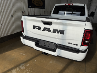 2026 RAM 2500 Black Express  at Campbell McLennan Killam AB thumbnail 4