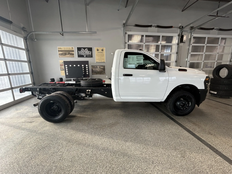 Bright White 2026 RAM 3500 Chassis Pickup Truck Four-Wheel Drive Automatic