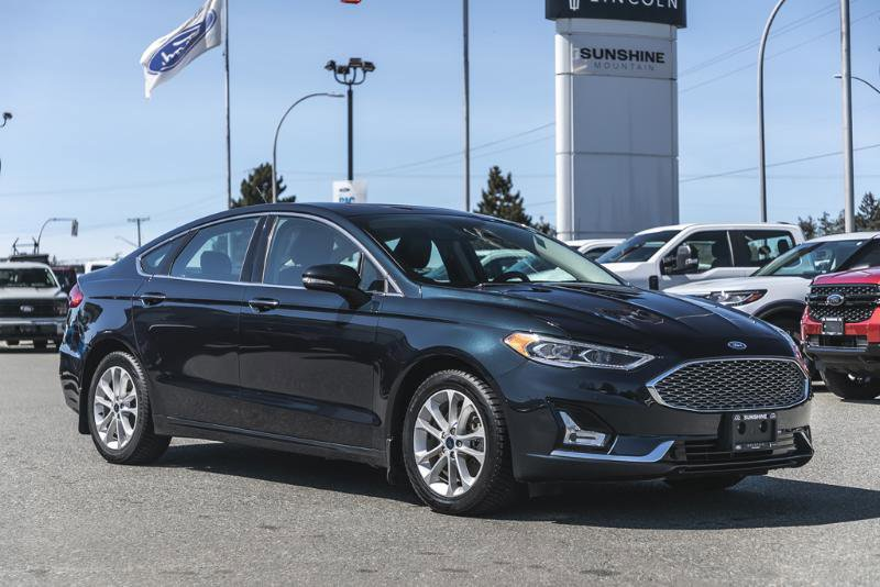 2020 Ford Fusion Energi Titanium FWD