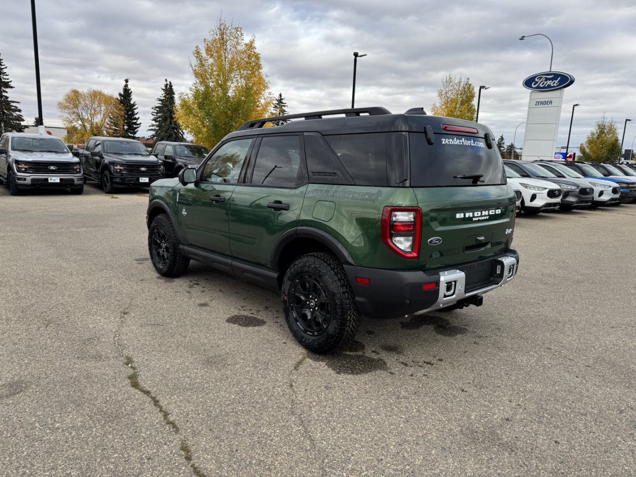 2025 Ford Bronco Sport Outer Banks photo 2