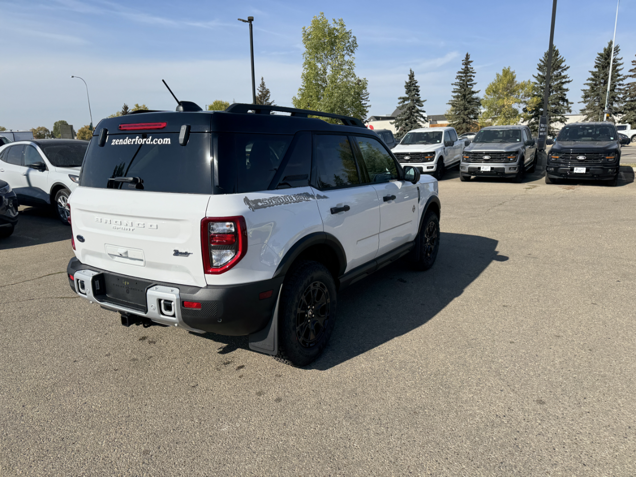 2025 Ford Bronco Sport Outer Banks photo 2