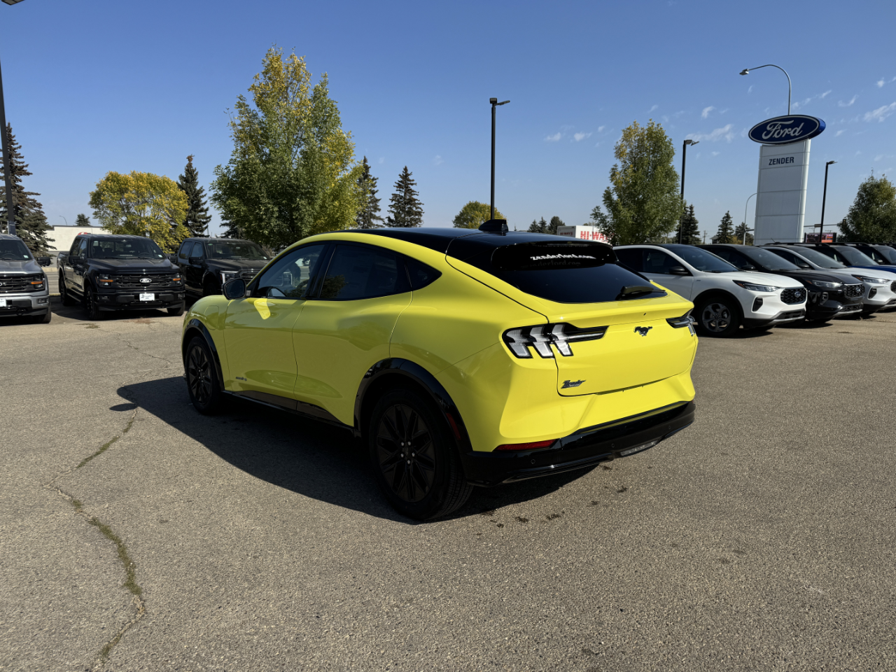 2025 Ford Mustang Mach-E Premium photo 2