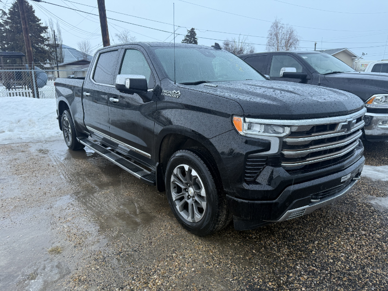 2022 Chevrolet Silverado 1500 High Country Crew Cab 4WD
