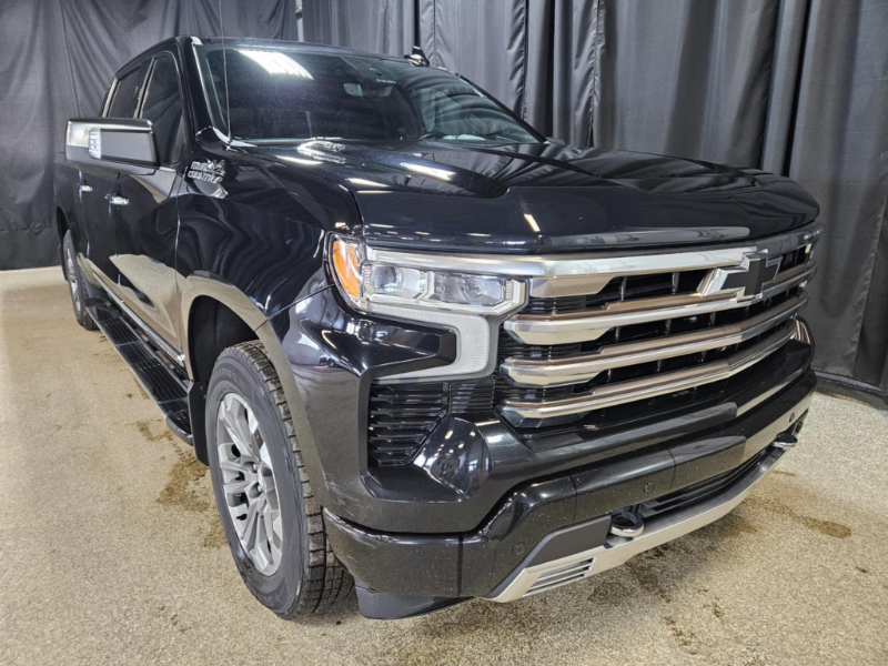 2022 Chevrolet Silverado 1500 High Country Crew Cab 4WD