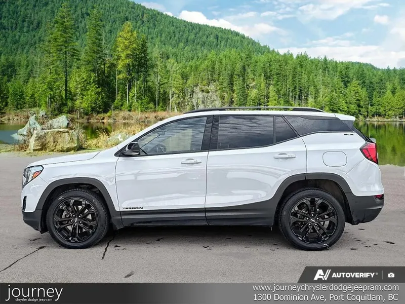 2019 GMC Terrain angle 3