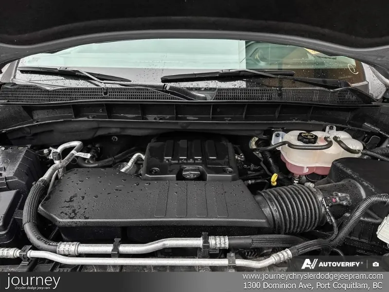 2024 GMC Sierra 1500 angle 10