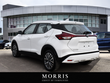 2025 Nissan KICKS PLAY   at Alfa Romeo of Winnipeg Winnipeg Manitoba thumbnail 4