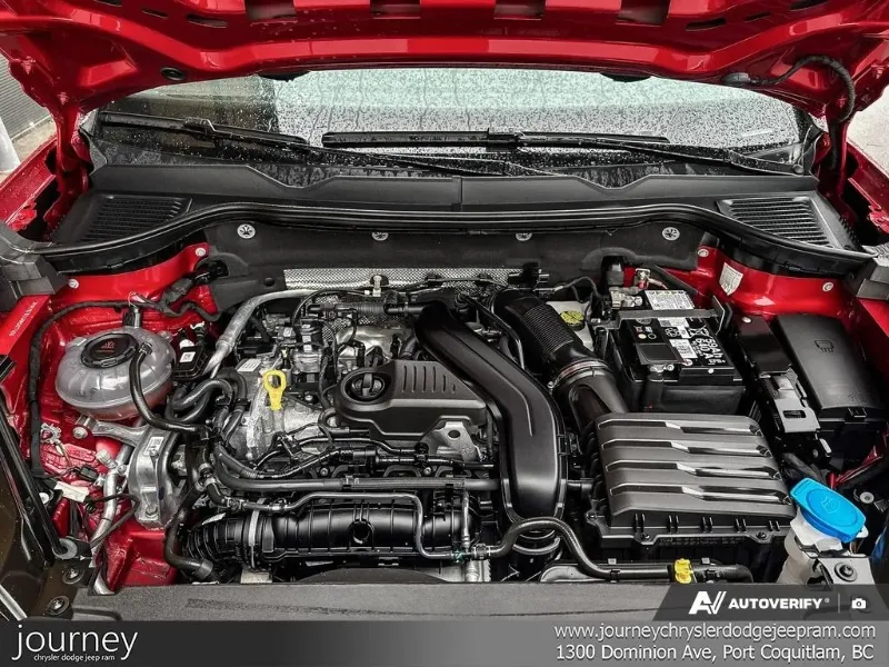 2024 Volkswagen Taos angle 9