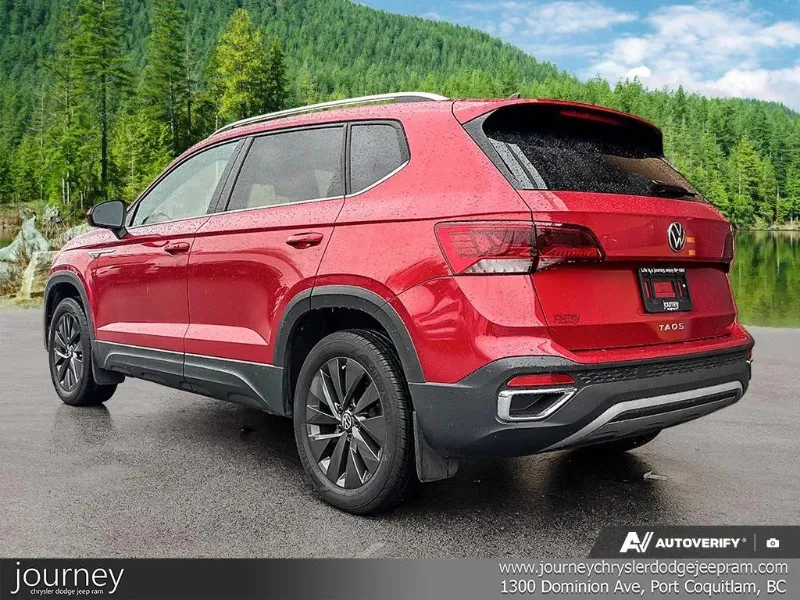 2024 Volkswagen Taos angle 4