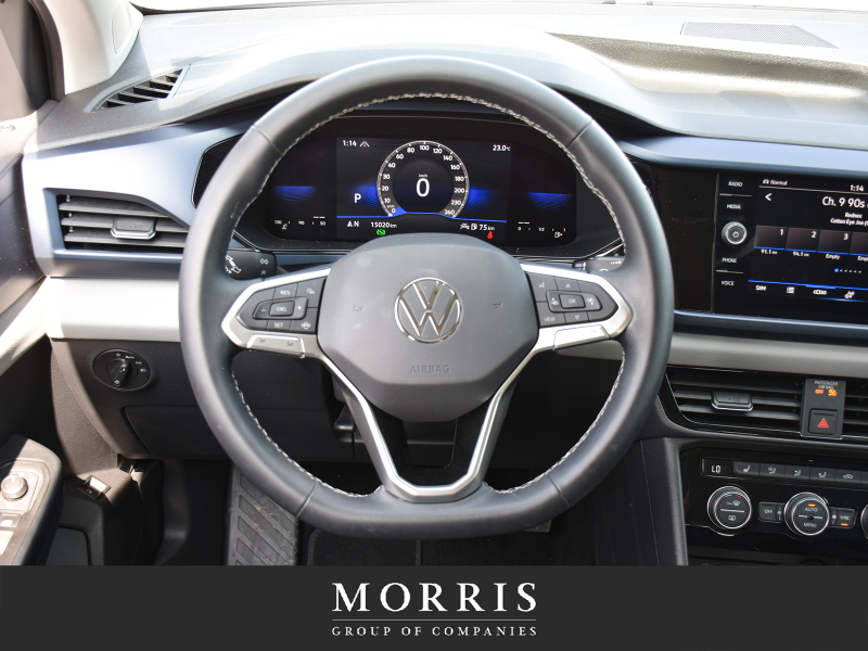2022 Volkswagen Taos Comfortline  at Alfa Romeo of Winnipeg Winnipeg Manitoba (Image 16/23)