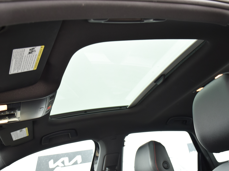 2025 Volkswagen Jetta GLI  at Alfa Romeo of Winnipeg Winnipeg Manitoba (Image 11/21)