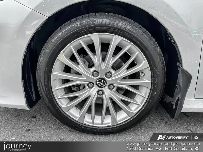 2018 TOYOTA CAMRY angle 6