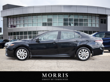2024 Toyota Camry SE  at Alfa Romeo of Winnipeg Winnipeg Manitoba thumbnail 3