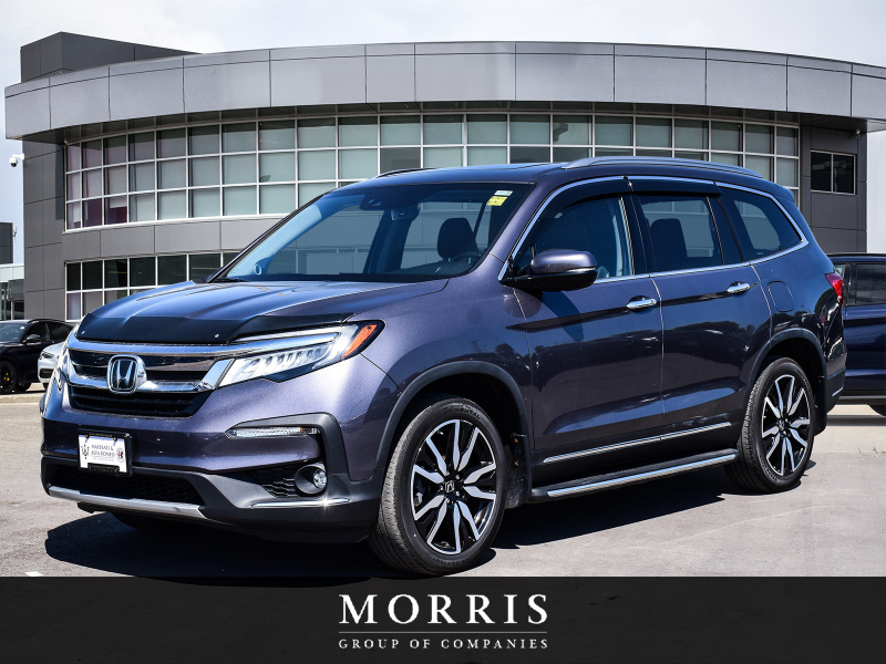 Gray 2022 Honda Pilot Touring AWD with Rear Captain's Chairs SUV / Crossover All-Wheel Drive Automatic