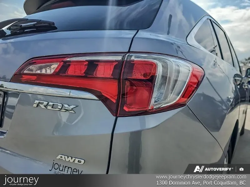 2016 Acura RDX angle 9
