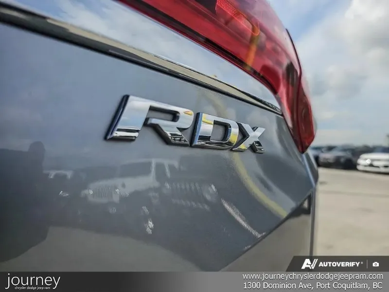 2016 Acura RDX angle 8