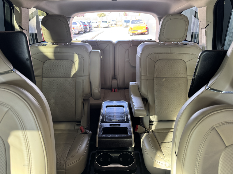 2022 LINCOLN Aviator Reserve  at Nissan Lloydminster Lloydminster Alberta (Image 17/25)