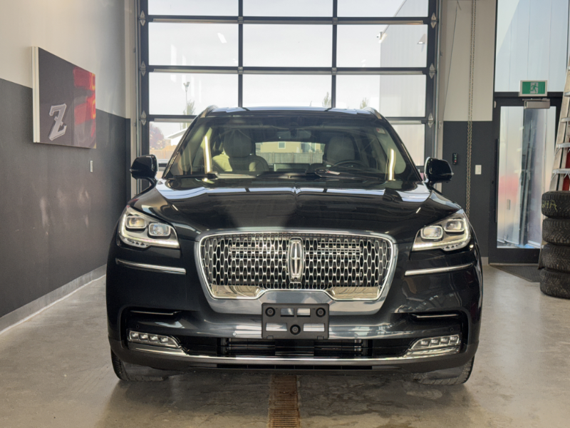 2022 LINCOLN Aviator Reserve  at Nissan Lloydminster Lloydminster Alberta (Image 2/25)