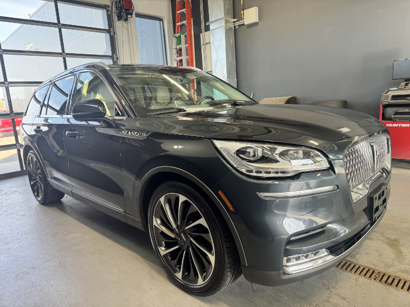 2022 LINCOLN Aviator Reserve  at Nissan Lloydminster Lloydminster Alberta (Image 3/25)