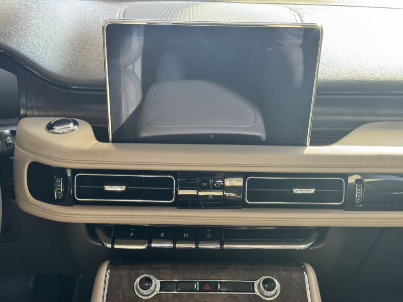 2022 LINCOLN Aviator Reserve  at Nissan Lloydminster Lloydminster Alberta (Image 15/25)