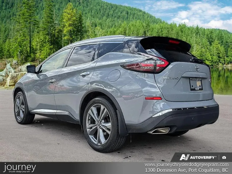 2023 NISSAN Murano angle 4