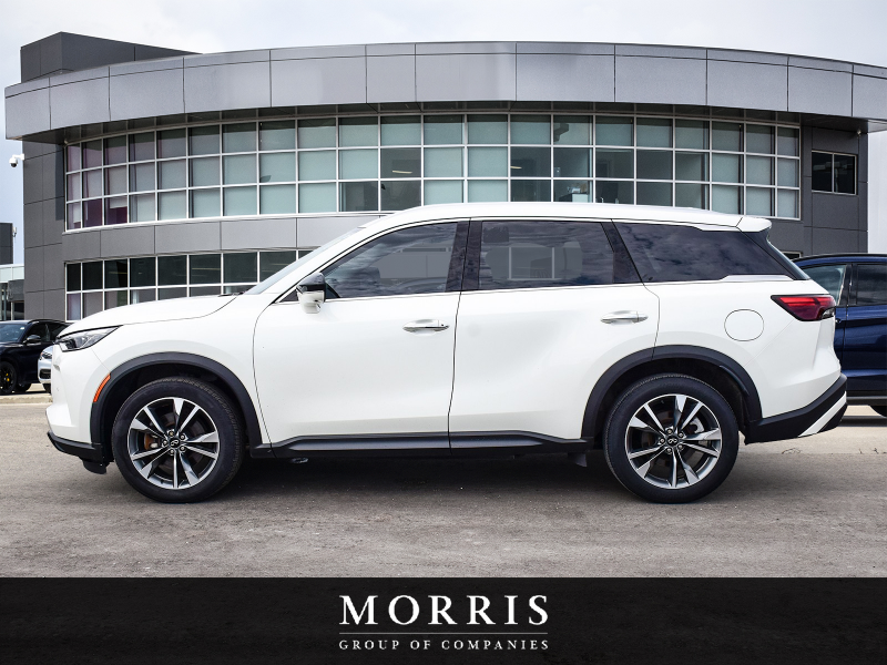 2023 Infiniti QX60 LUXE at Alfa Romeo of Winnipeg Winnipeg Manitoba (Image 3/23)