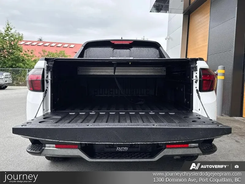 2024 HYUNDAI Santa Cruz angle 6