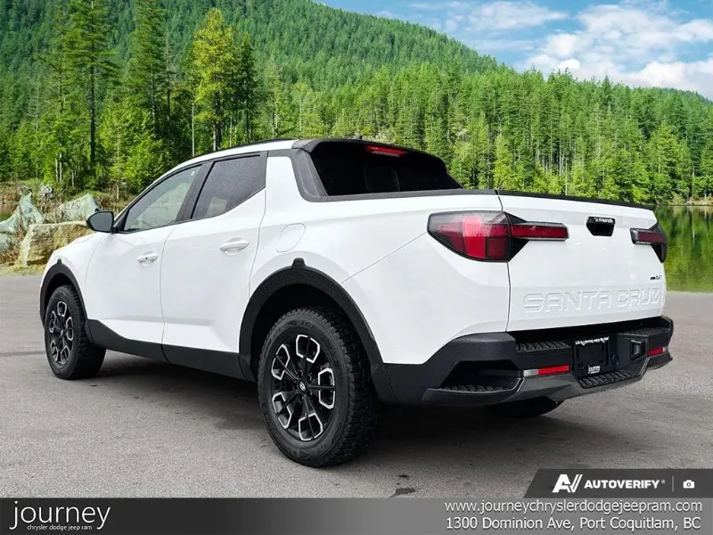 2024 HYUNDAI Santa Cruz angle 4