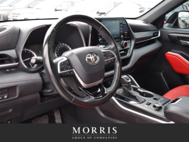 2022 Toyota Highlander XSE  at Alfa Romeo of Winnipeg Winnipeg Manitoba thumbnail 12