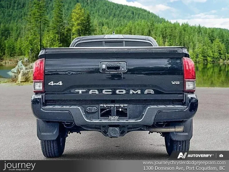 2020 TOYOTA Tacoma angle 5