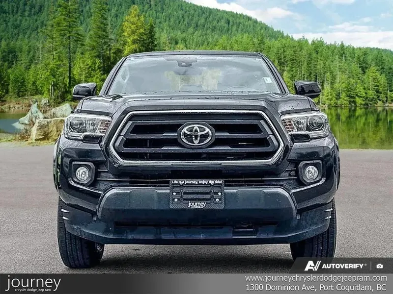 2020 TOYOTA Tacoma angle 2