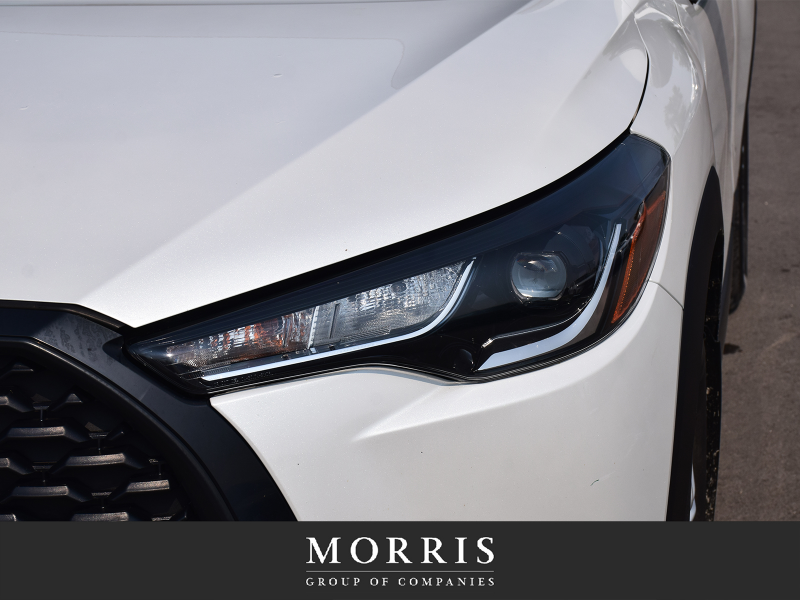 2022 Toyota Corolla Cross LE AWD  at Alfa Romeo of Winnipeg Winnipeg Manitoba (Image 6/24)