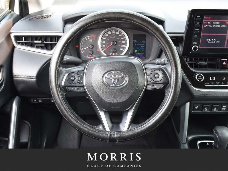 2022 Toyota Corolla Cross LE AWD  at Alfa Romeo of Winnipeg Winnipeg Manitoba (Image 16/24)