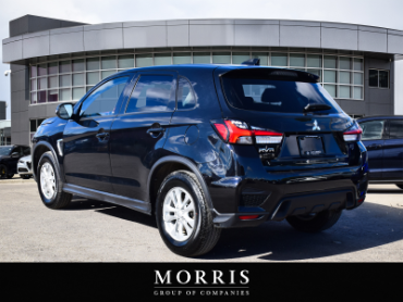 2024 Mitsubishi RVR   at Alfa Romeo of Winnipeg Winnipeg Manitoba thumbnail 4