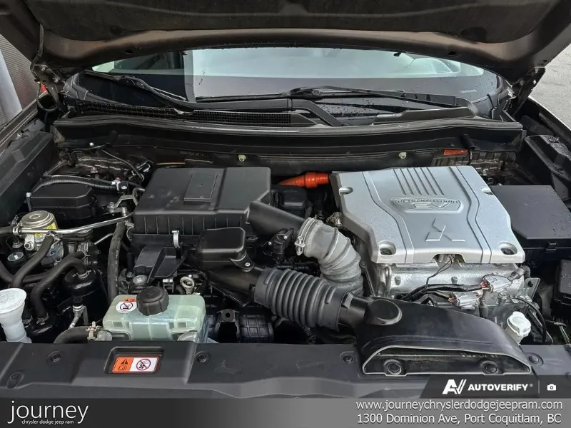 2022 MITSUBISHI Outlander PHEV angle 10