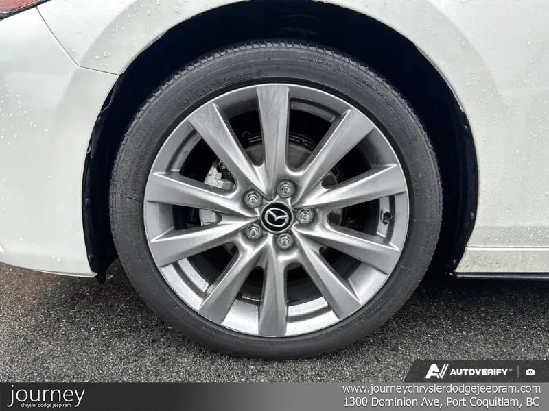 2025 MAZDA Mazda3 angle 6
