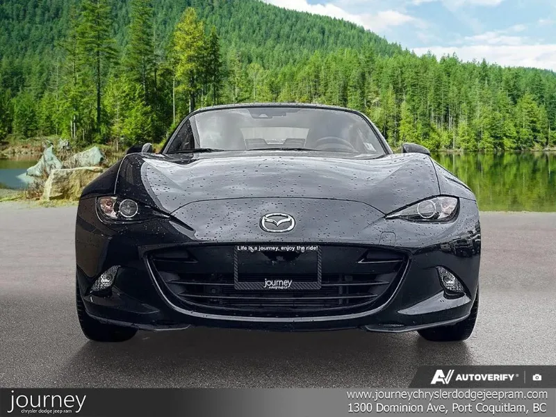2022 MAZDA MX-5 angle 2