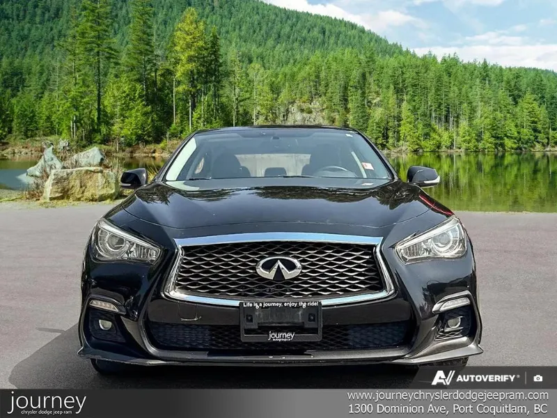 2018 INFINITI Q50 angle 2