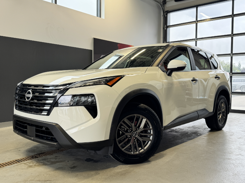 White 2024 Nissan Rogue SUV / Crossover All-Wheel Drive Continuously Variable Transmission