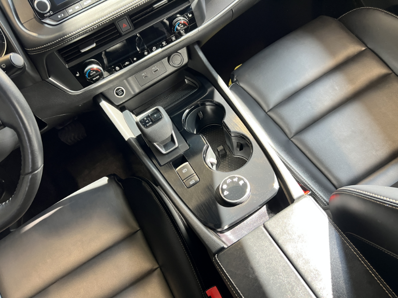 2023 NISSAN Rogue SV MIDNIGHT EDITION Ready to register in AB or SK for ...