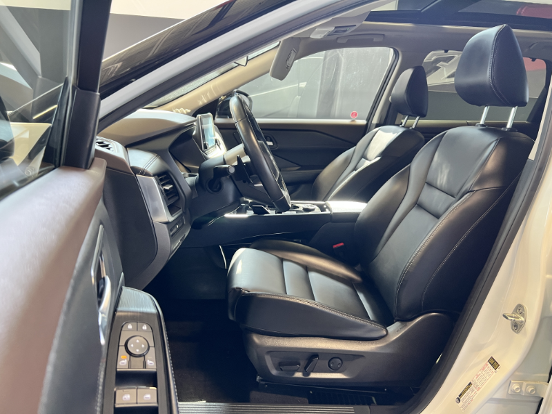 2023 NISSAN Rogue SV MIDNIGHT EDITION Ready to register in AB or SK for ...