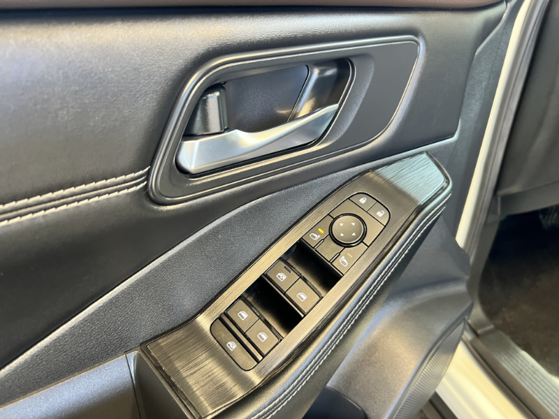 2023 NISSAN Rogue SV MIDNIGHT EDITION Ready to register in AB or SK for ...