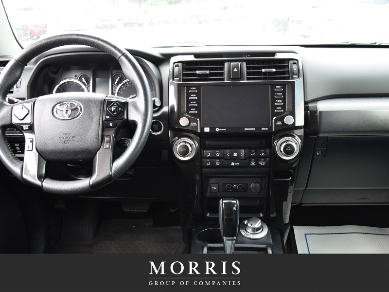 2021 Toyota 4Runner SR5  at Alfa Romeo of Winnipeg Winnipeg Manitoba (Image 15/25)