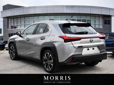 2019 Lexus UX Hybrid   at Alfa Romeo of Winnipeg Winnipeg MB thumbnail 4
