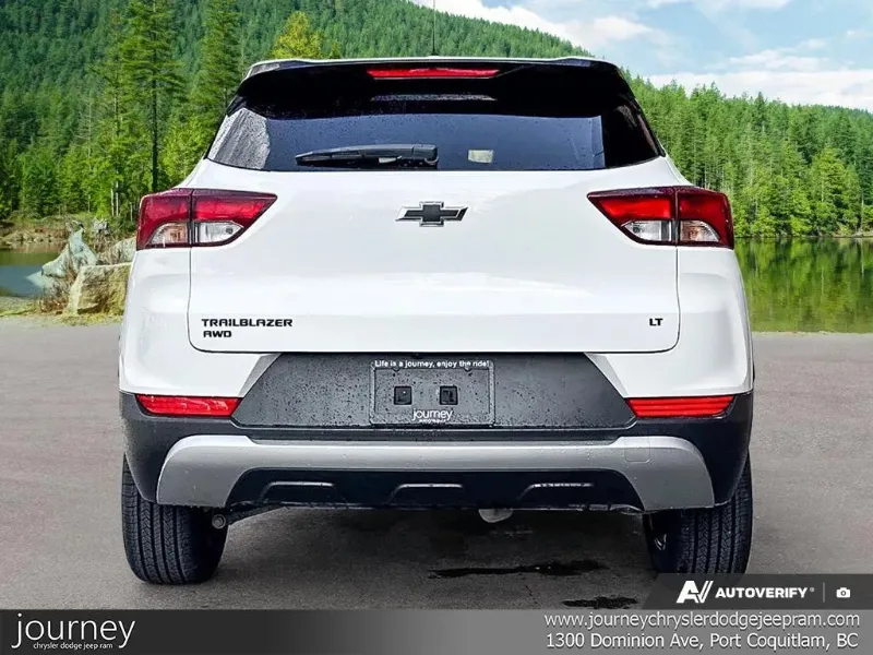 2023 CHEVROLET Trailblazer angle 5