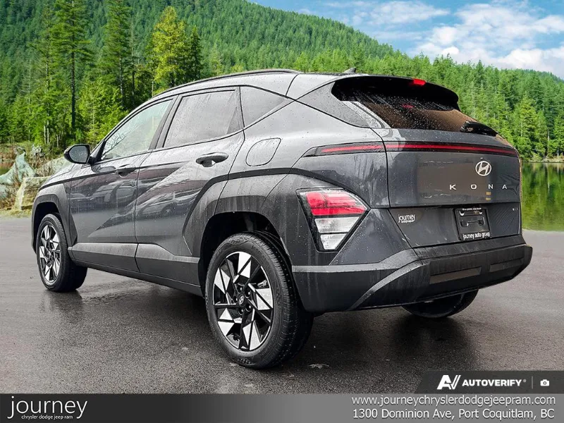 2024 HYUNDAI Kona angle 4