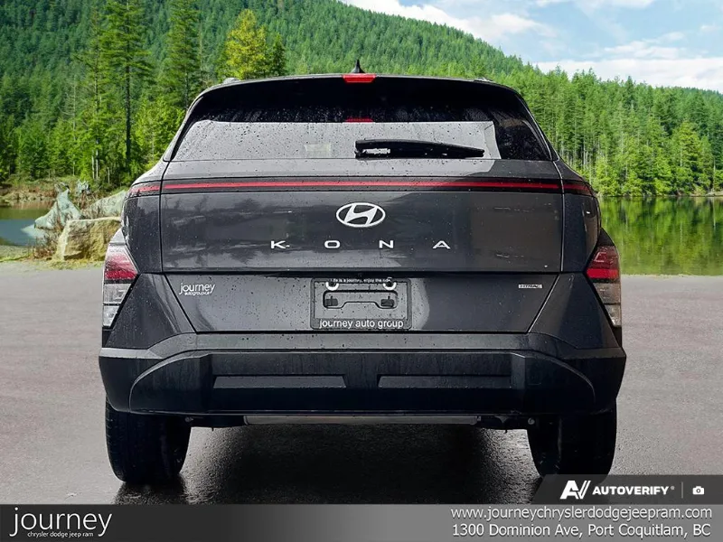 2024 HYUNDAI Kona angle 5